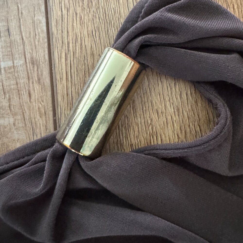 Chaus Brown Sleeveless Top with Gold Trim Accents on Shoulder. Women’s Size Med. - Picture 8 of 8